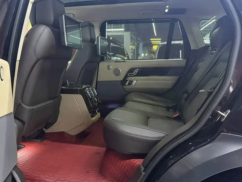 Land Rover Range Rover — миниатюра 6