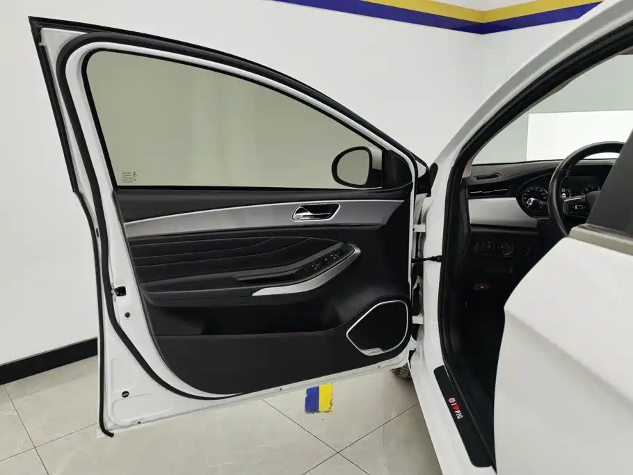 Chery Arrizo 5 — миниатюра 7