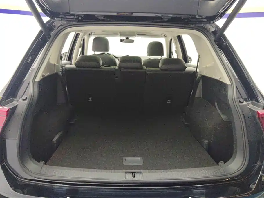 Volkswagen Tiguan L L 2021 330TSI AT R-Line