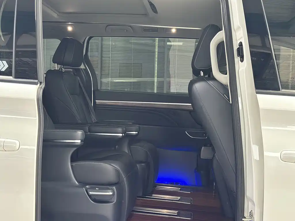 GAC Motor Trumpchi M8 — миниатюра 7