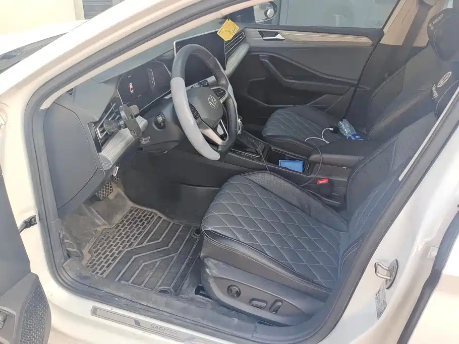 Volkswagen Sagitar — миниатюра 9
