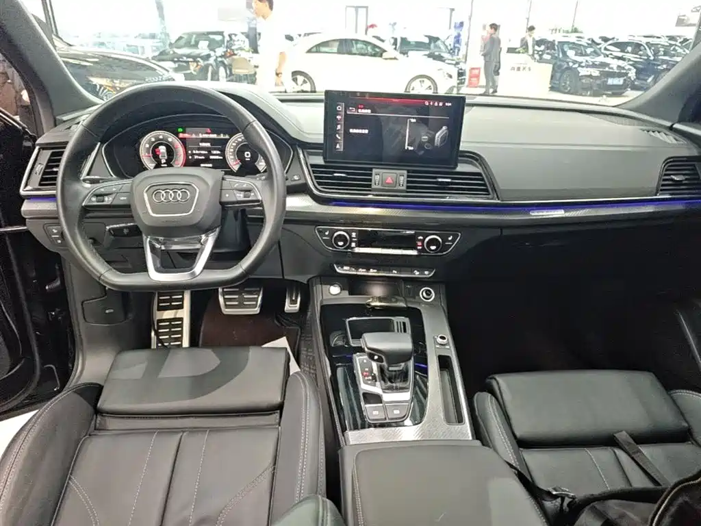 Audi Q5L 2023 40T Luxury