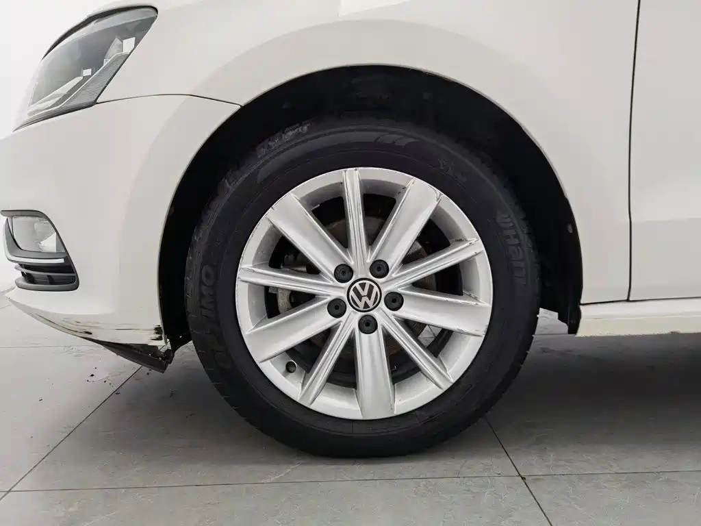 Volkswagen Polo — миниатюра 17