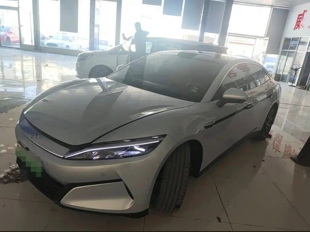 Byd 汉L 2025