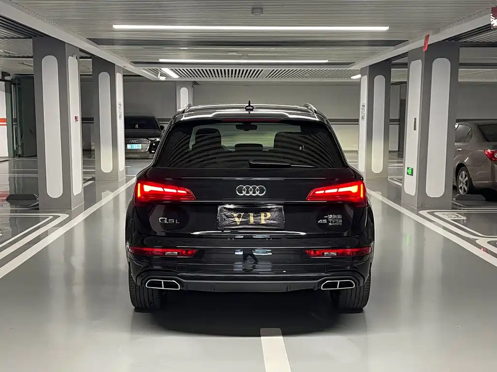 Audi Q5L — миниатюра 28