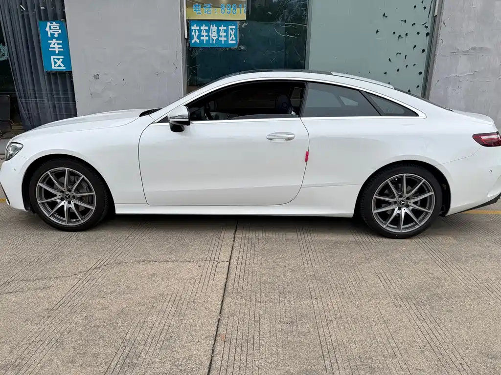 Mercedes-Benz E-Class (Import) — миниатюра 2