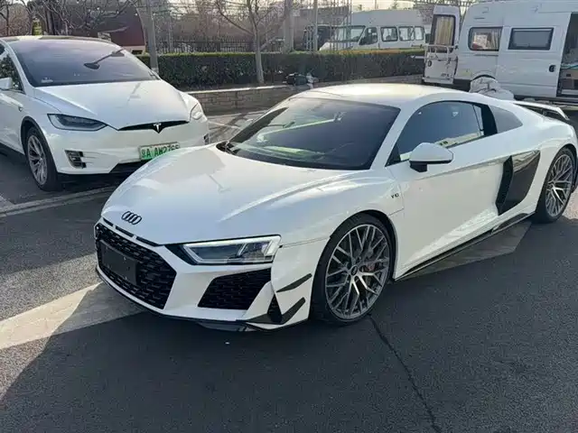 audi r8