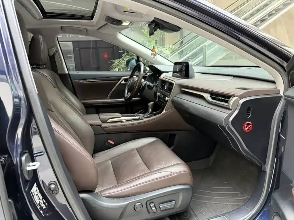 Lexus RX — миниатюра 6