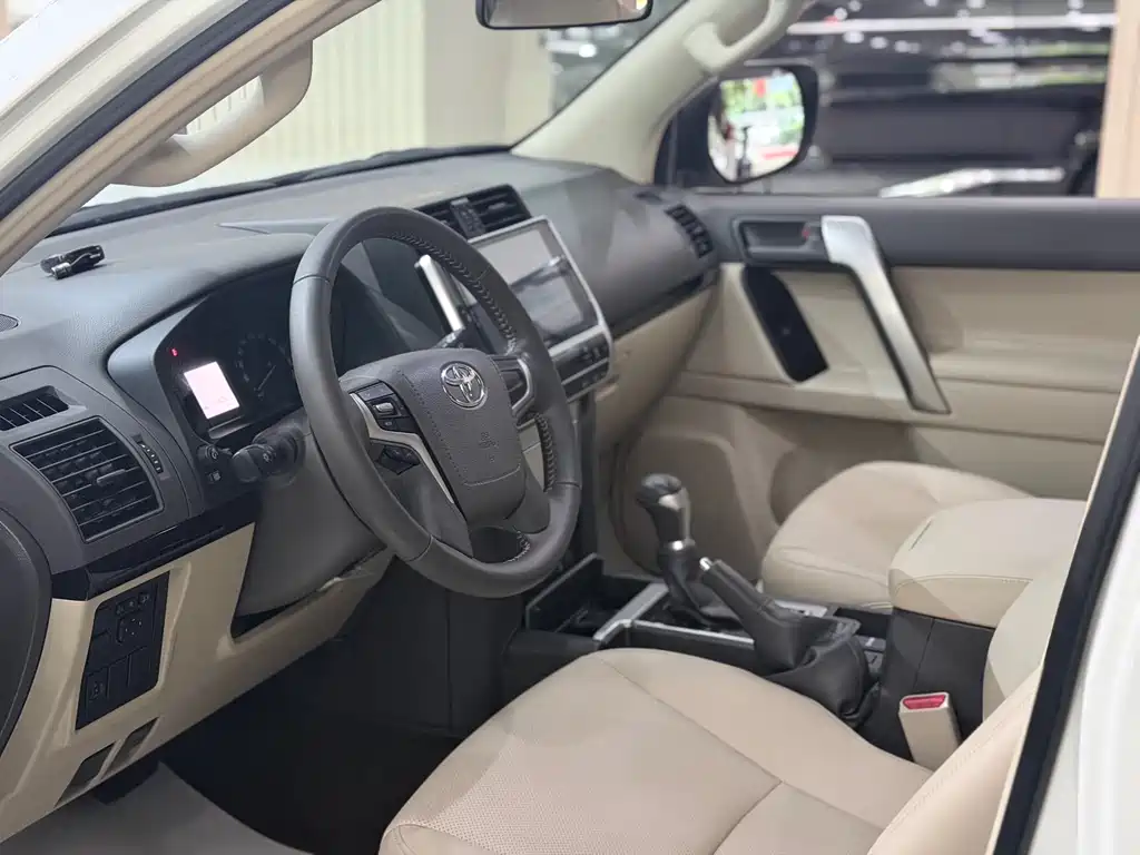 Toyota Land Cruiser Prado 2022 4.0L