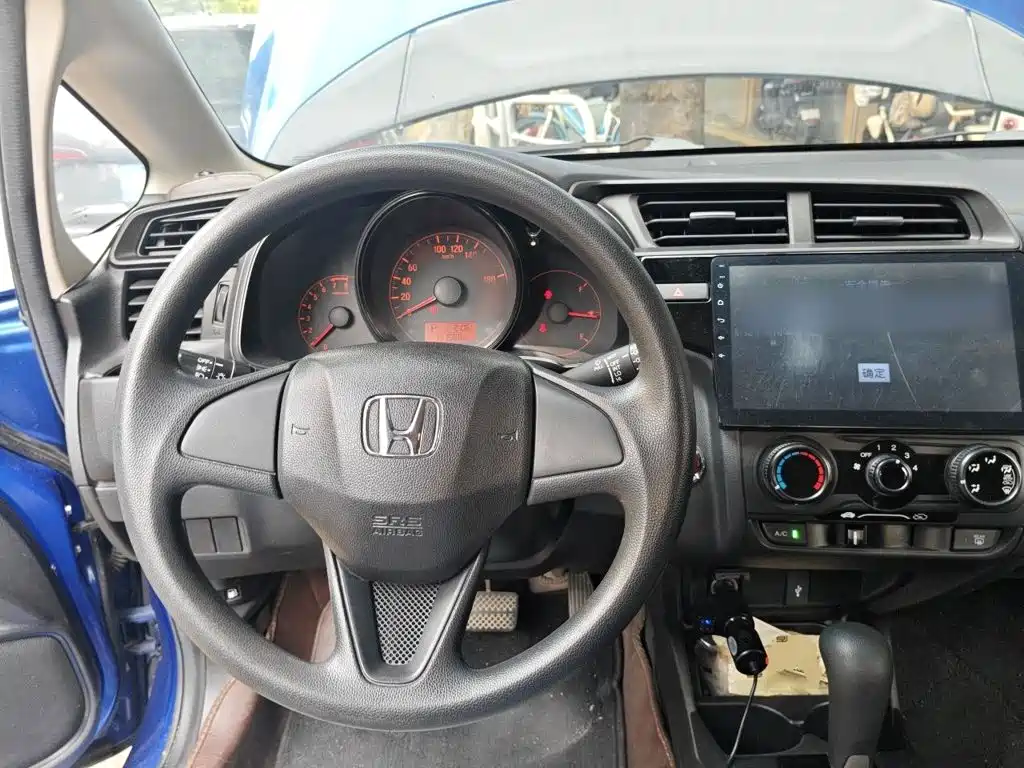 Honda Fit — миниатюра 11