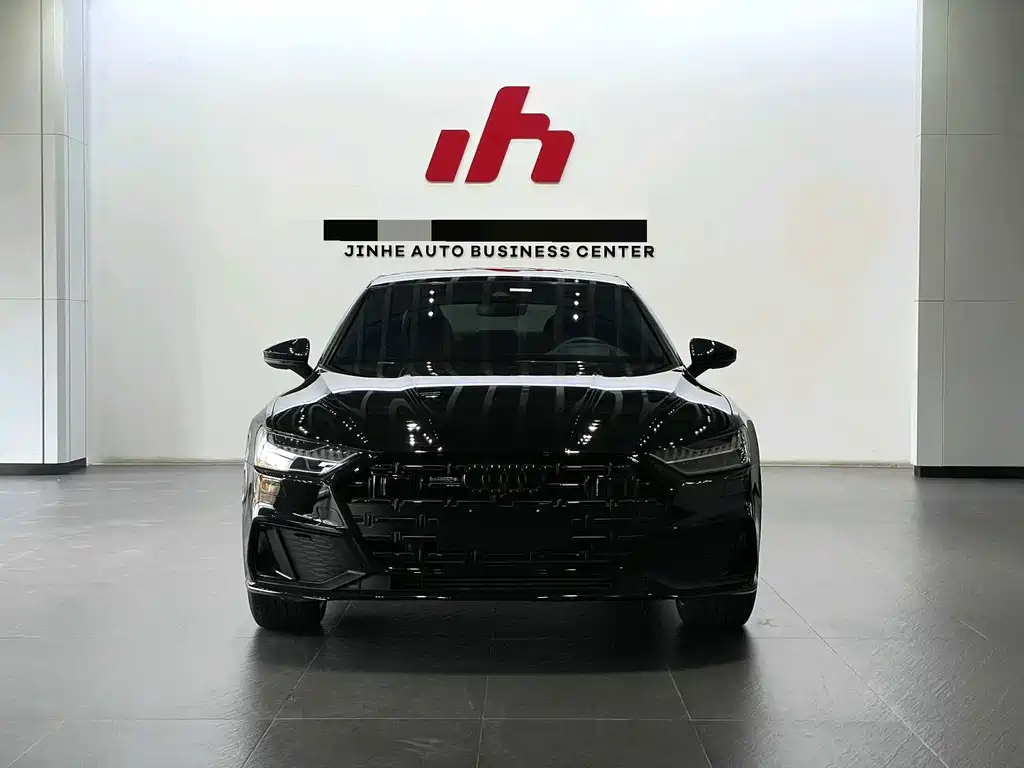 Audi A7L 2023 55 TFSI quattro S-line