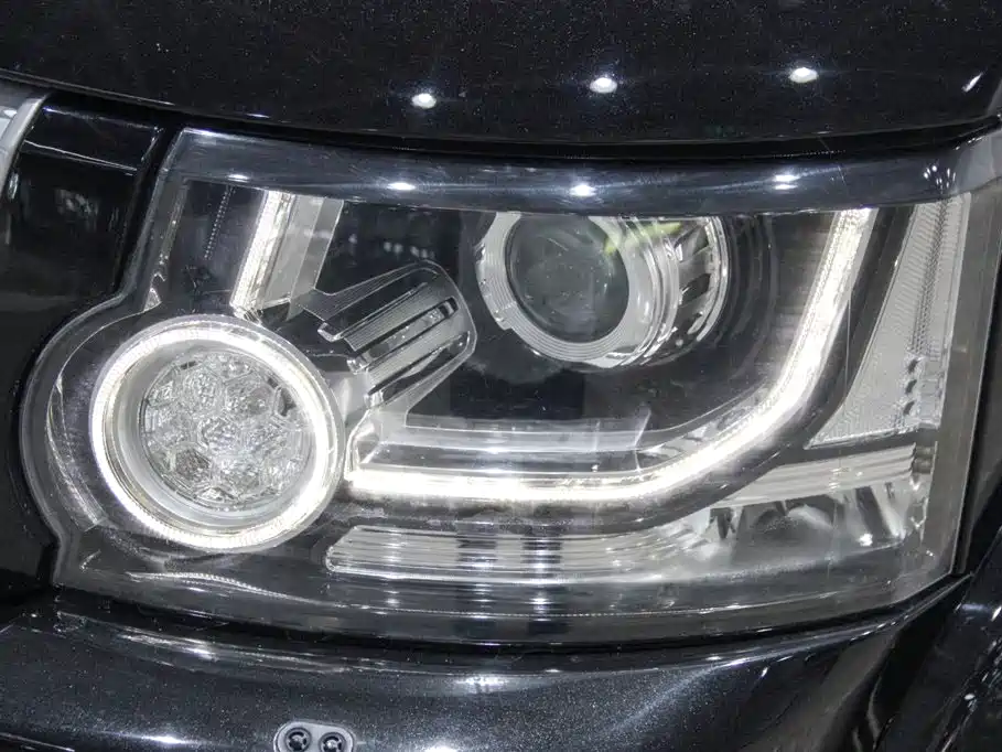 Land Rover Discovery 2014 3.0 SC V6 HSE