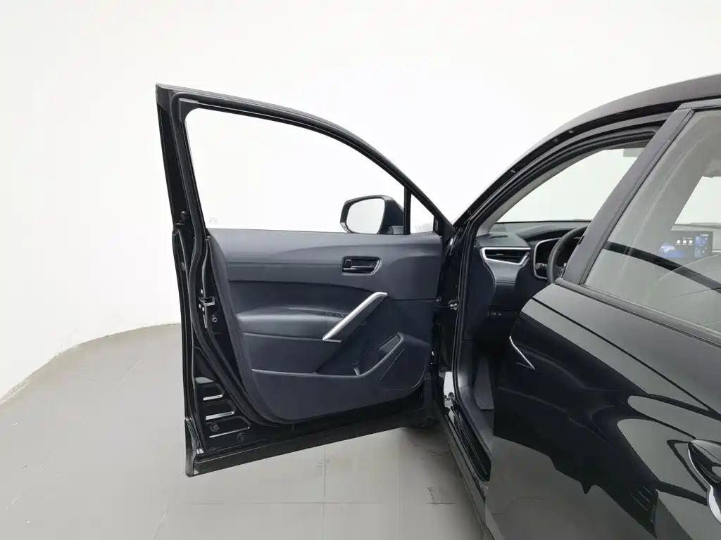 Toyota Frontlander — миниатюра 8