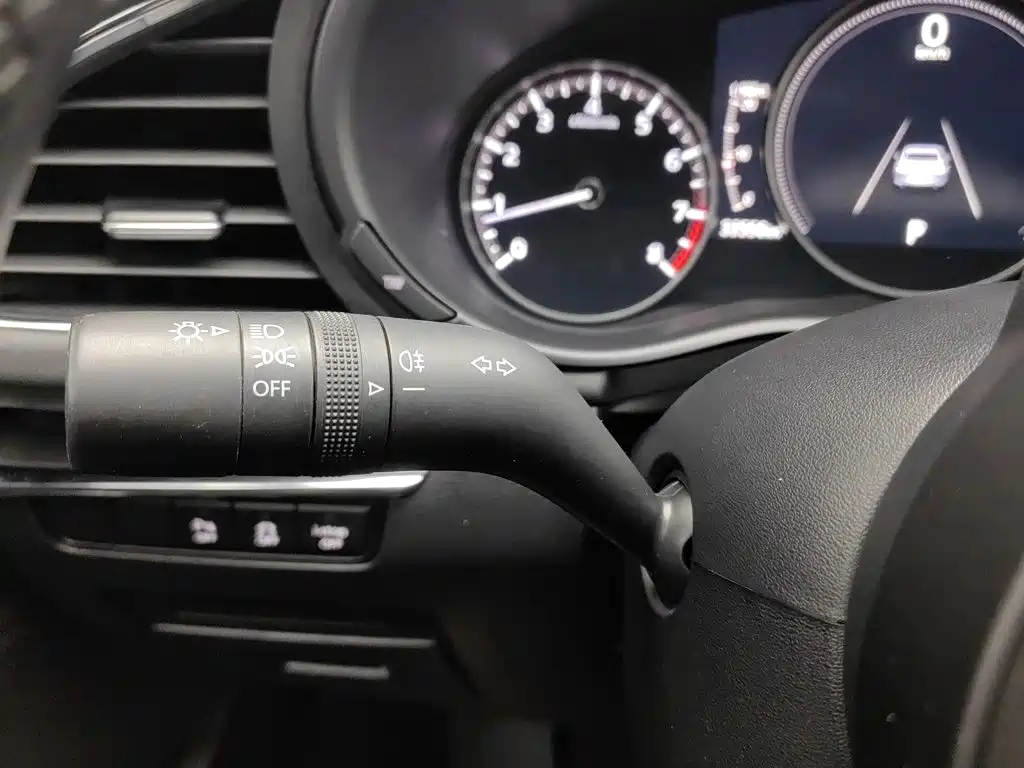 Mazda 3 Axela — миниатюра 21