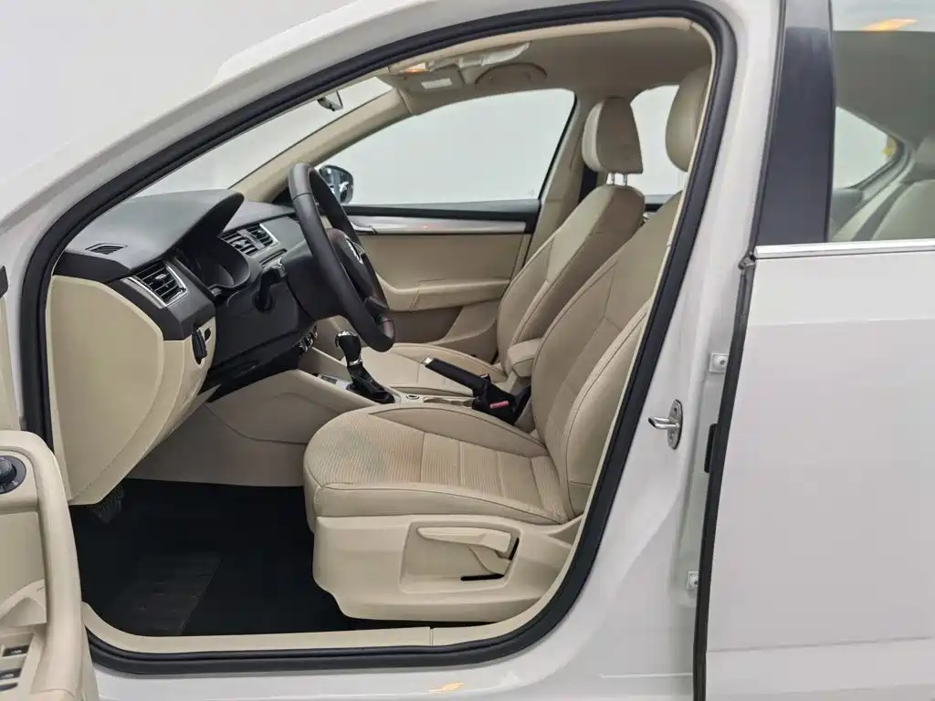 Skoda Octavia — миниатюра 10