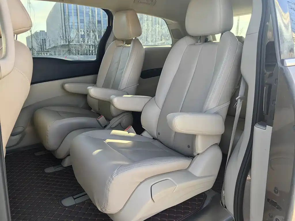 Buick GL8 2018 28T Luxury VI