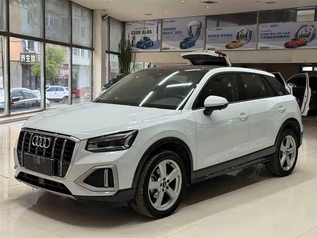 Audi Q2L 2022