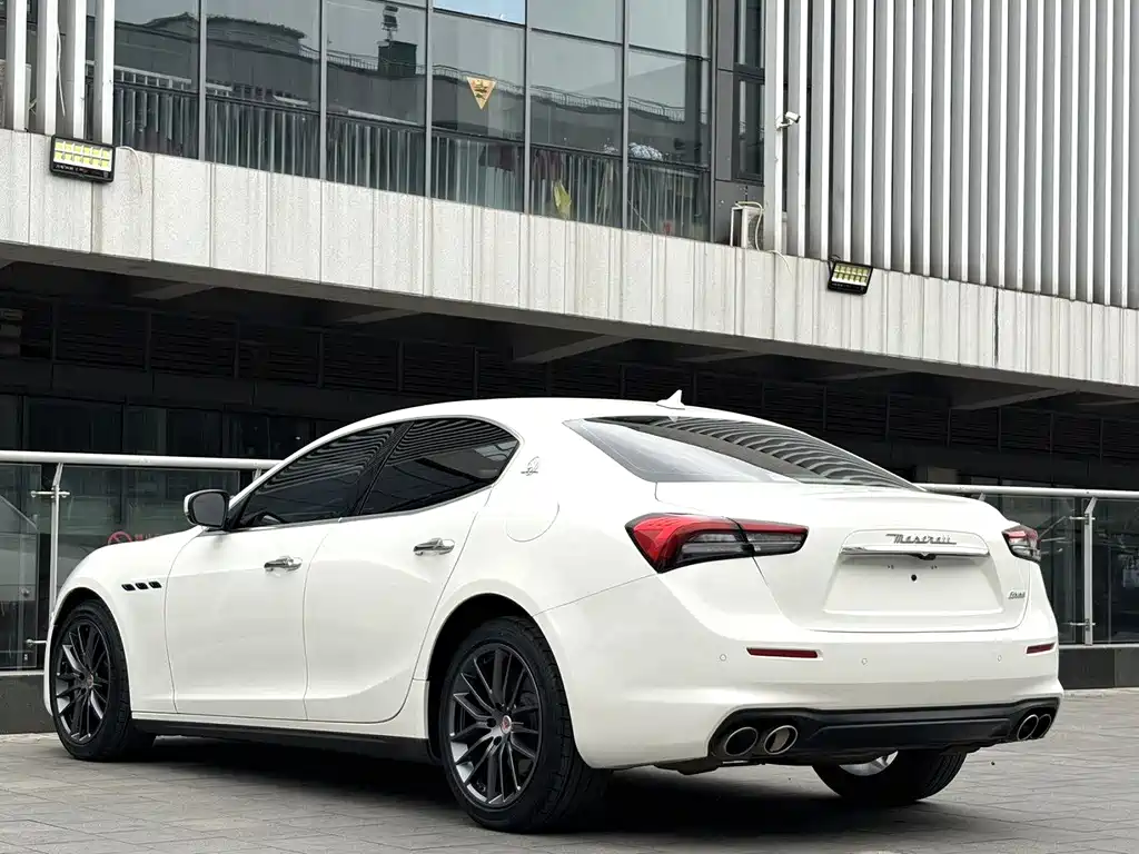 Maserati Ghibli 2021 2.0T