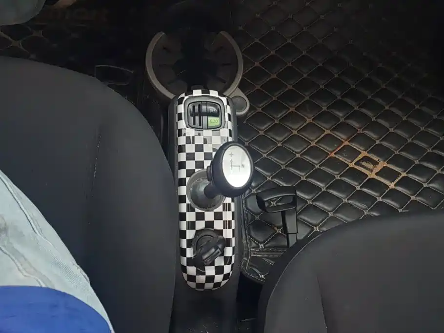 smart Smart Fortwo — миниатюра 16
