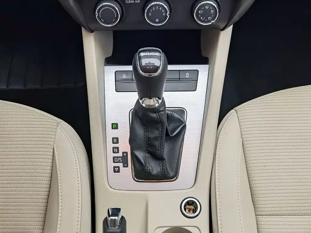 Skoda Octavia — миниатюра 13
