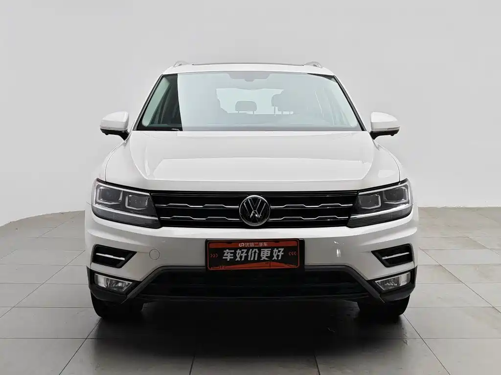 Volkswagen Tiguan L L 2019 330TSI AT Luxury V