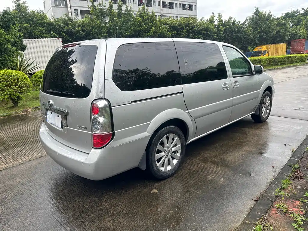 Buick GL8 2014 2.4L