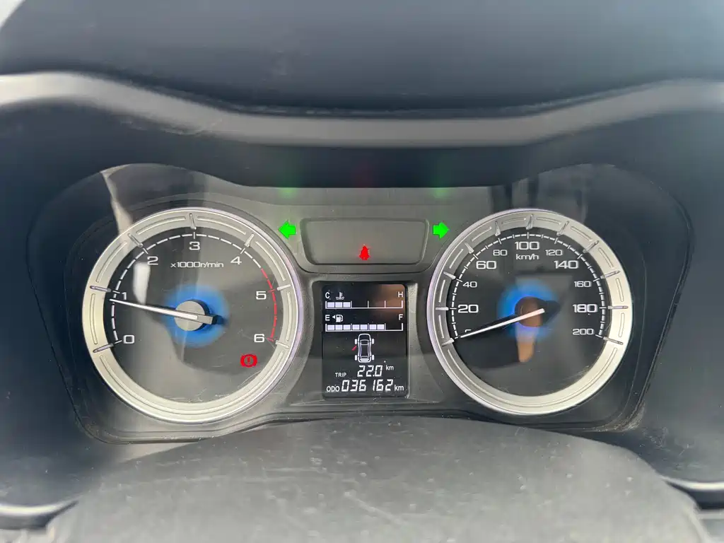 Isuzu RE-MAX Ruimai — миниатюра 7