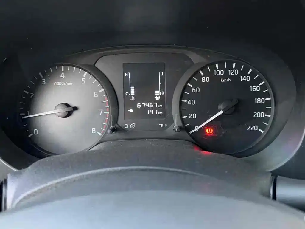 Nissan Navara — миниатюра 7