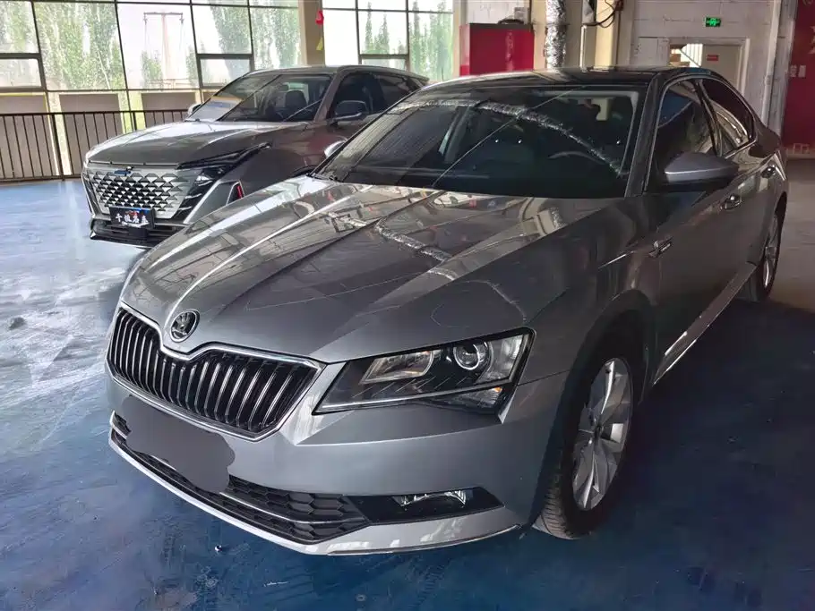 Skoda Superb 2019