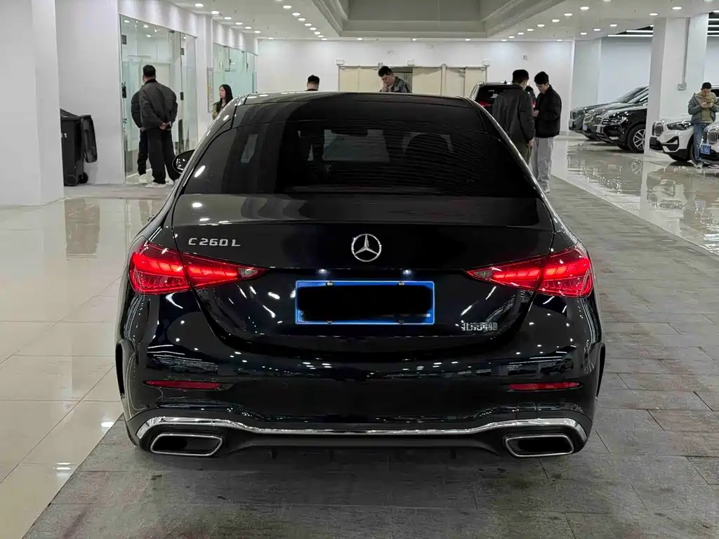 Mercedes-Benz C-Class — миниатюра 4