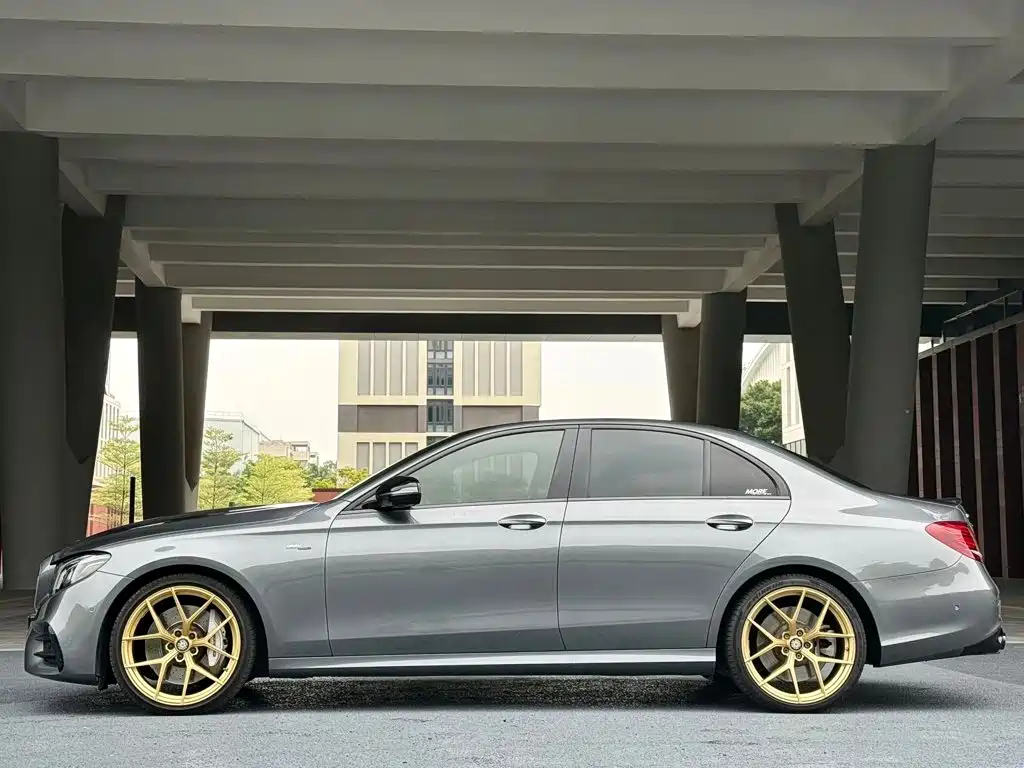 Mercedes-Benz E-Class AMG — миниатюра 5