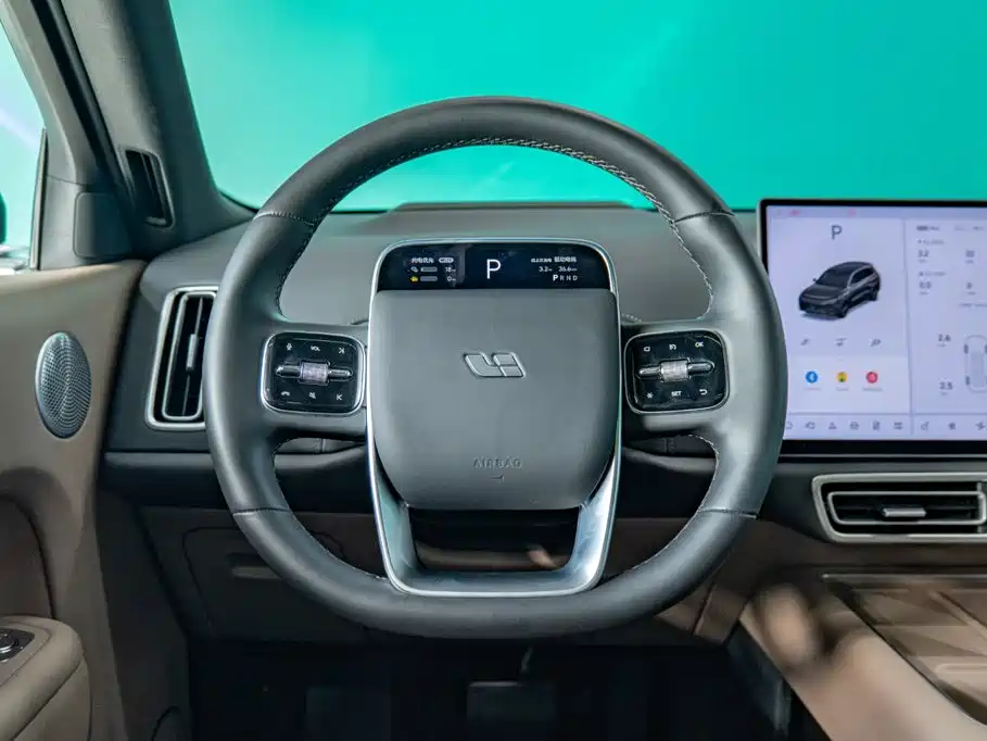 Li Auto Li L8 — миниатюра 12