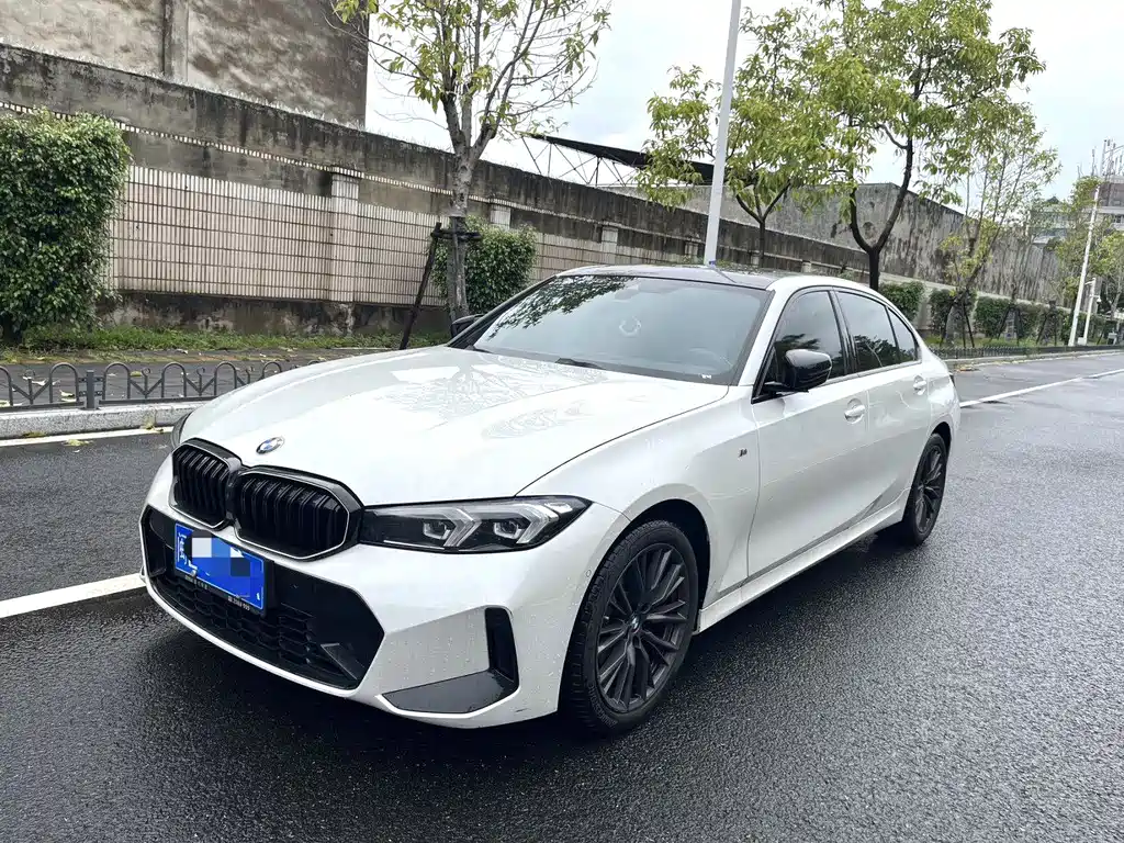 BMW 3 Series 2024