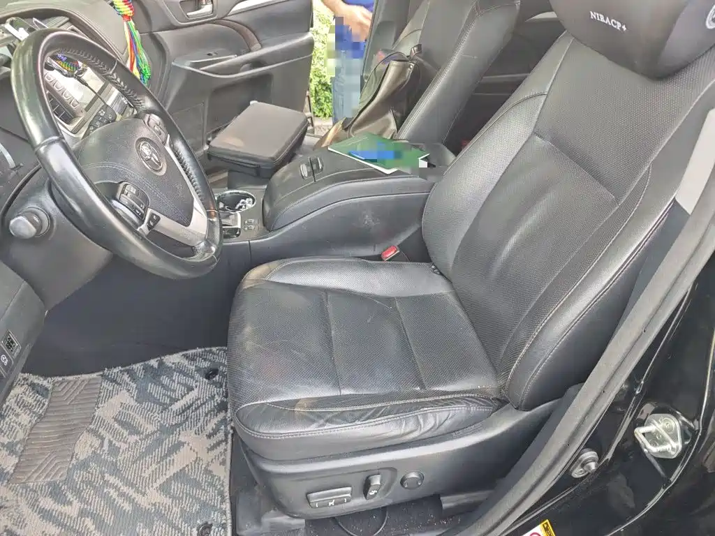 Toyota Highlander — миниатюра 8