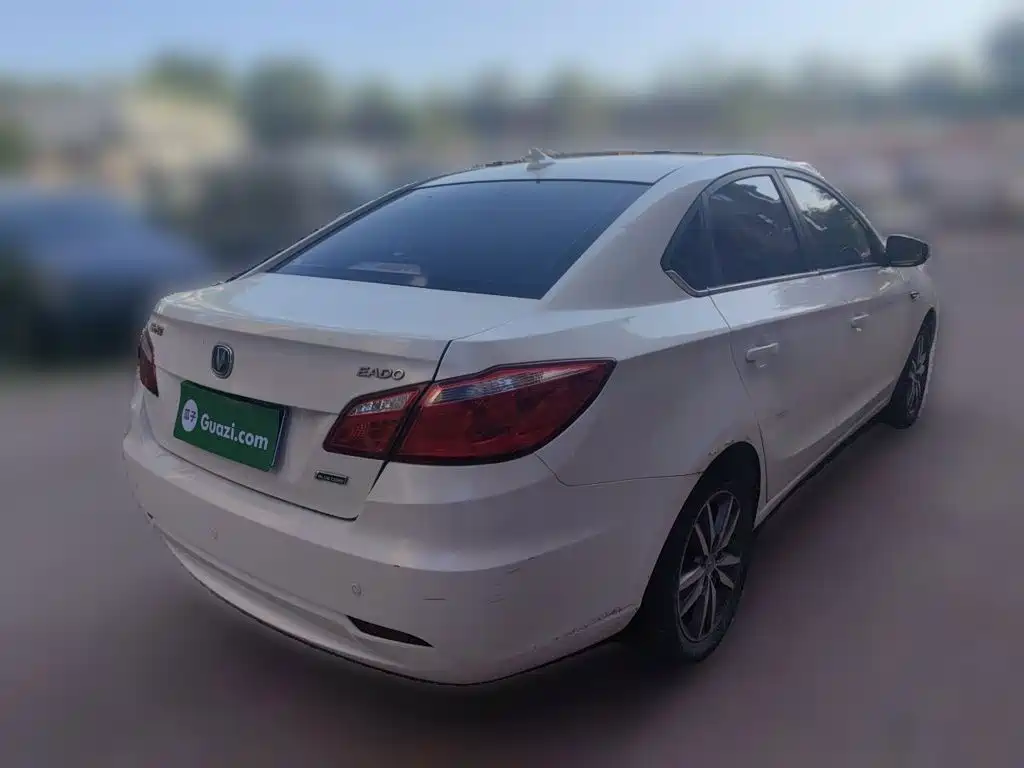 Changan Eado — миниатюра 6