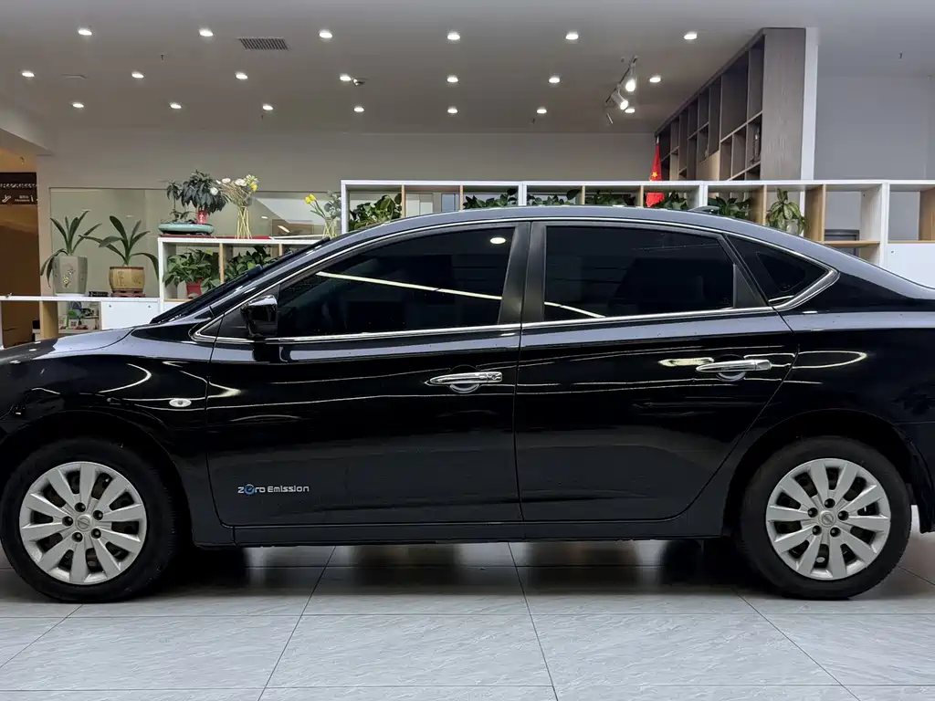Nissan Sylphy EV — миниатюра 3