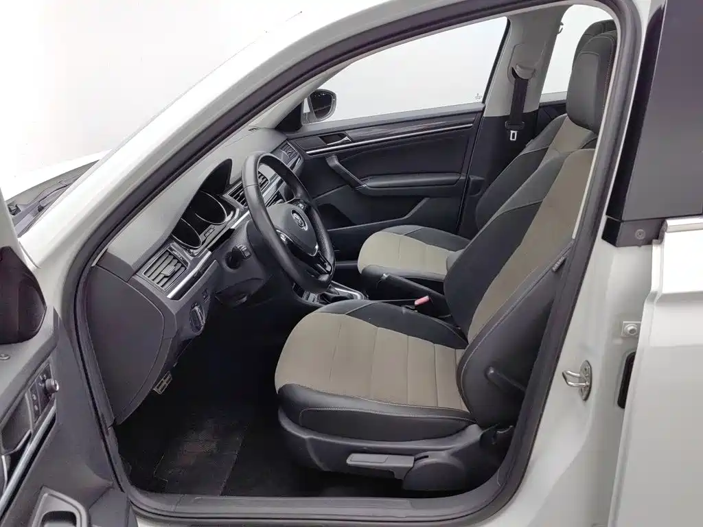 Volkswagen C-Trek — миниатюра 10