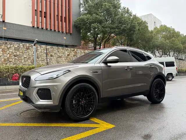 jaguar e-pace