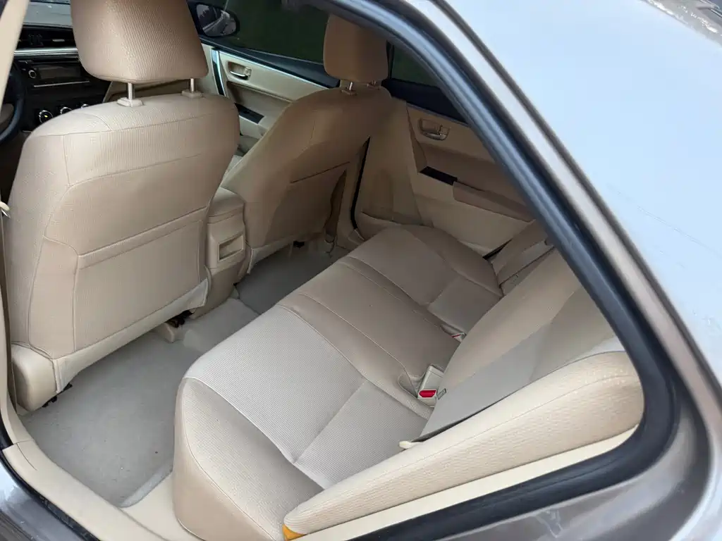 Toyota Corolla — миниатюра 8