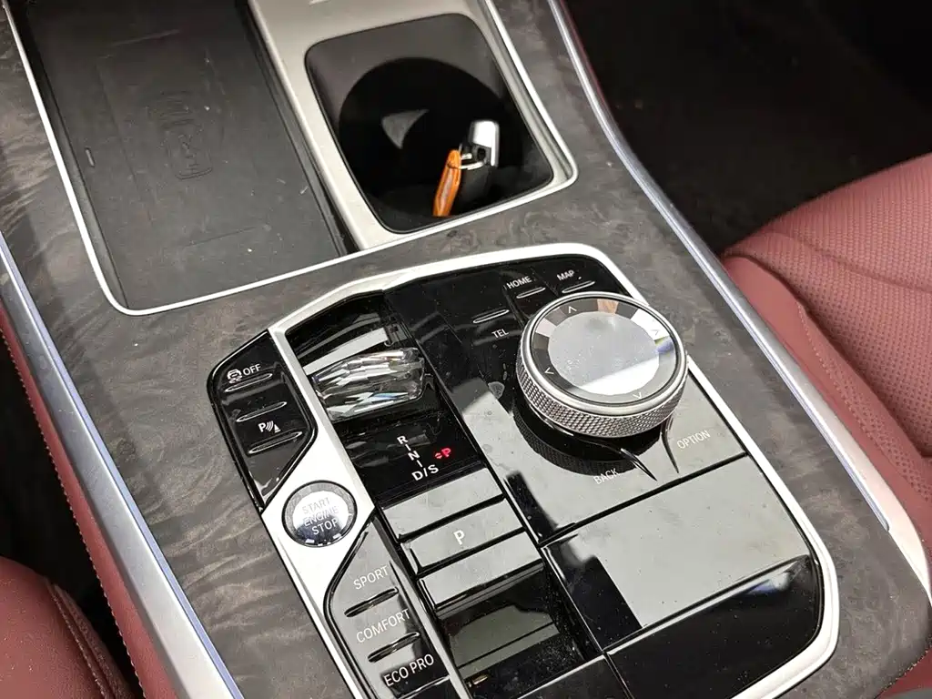 BMW X5 — миниатюра 8
