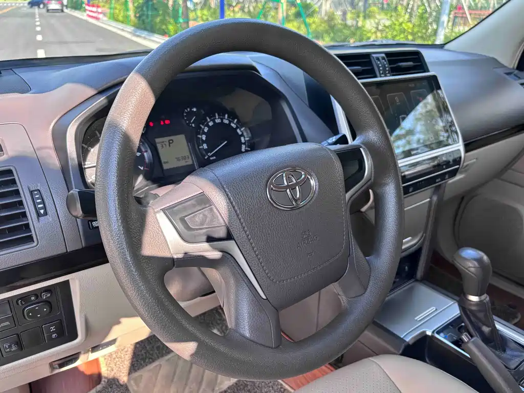Toyota Land Cruiser Prado 2018 2.7L