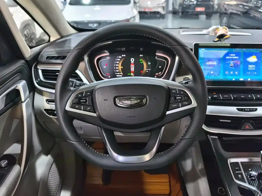 Geely Jia Ji New Energy — миниатюра 15