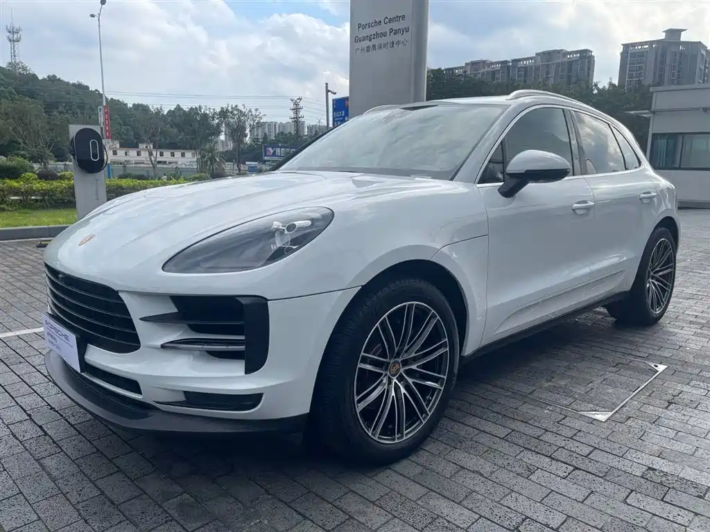 Porsche Macan 2020