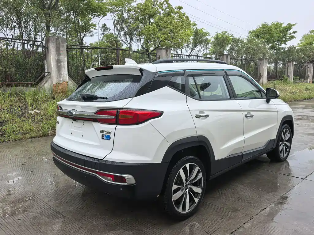 JAC JAC iEVS4 — миниатюра 5