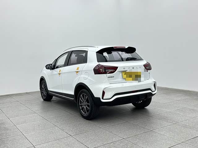Geely Vision X3 1.5 л 2021 г. Белый, пробег 33900 км