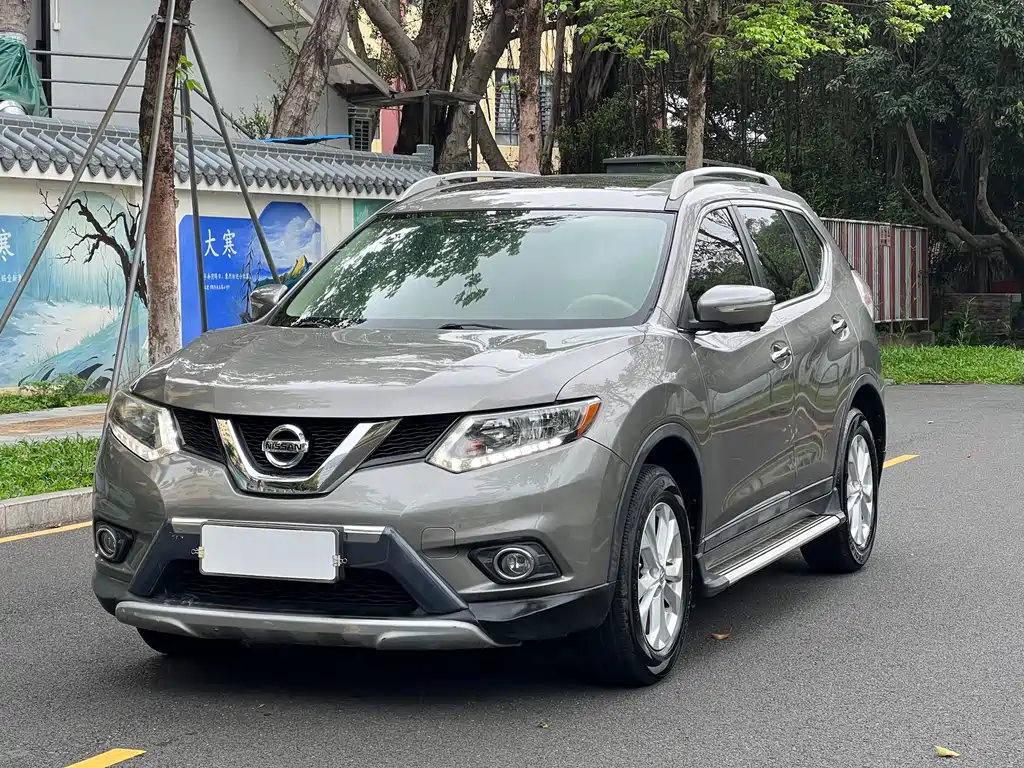 Nissan X-Trail 2015
