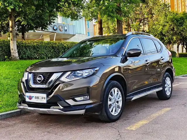 NISSAN QIJUN 2019