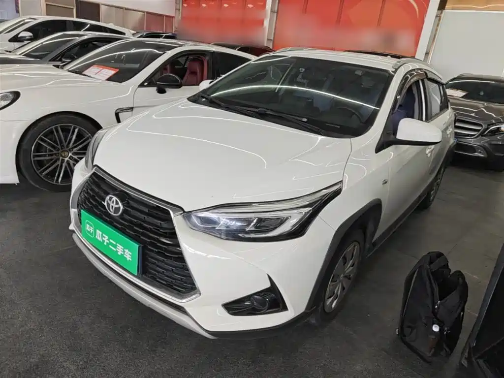 Toyota Yaris L 2021