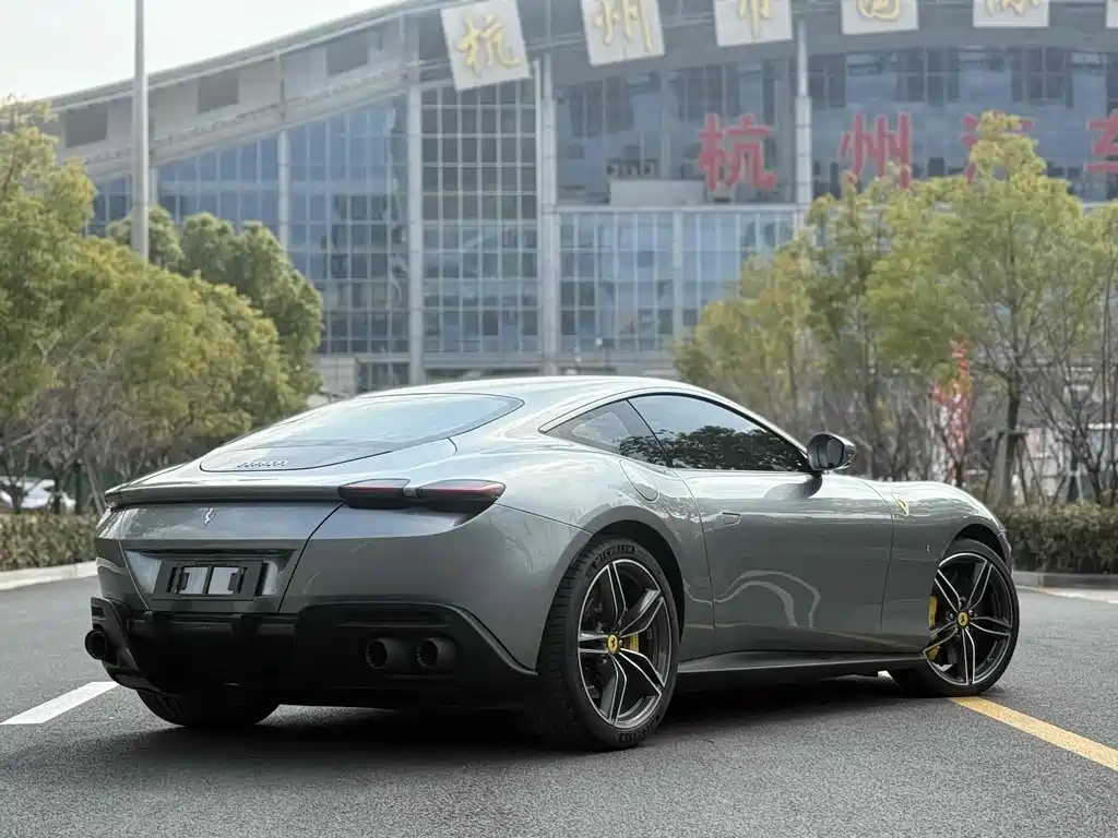 Ferrari Roma 2020 3.9T V8