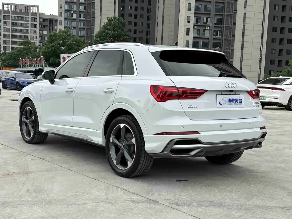 Audi Q3 2022 35 TFSI Fashion